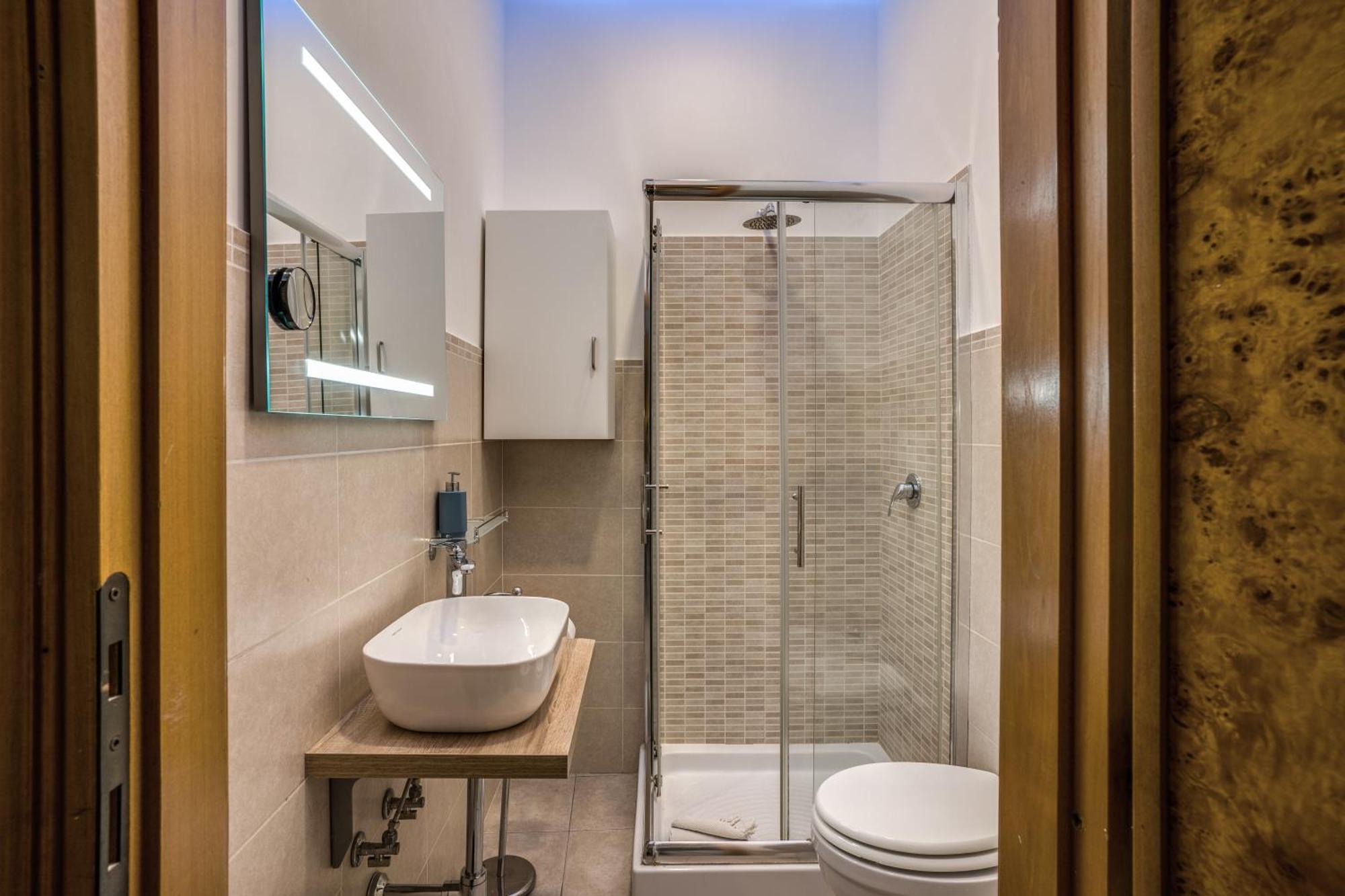 Fontana Di Trevi Charming Apartment Рим Екстериор снимка