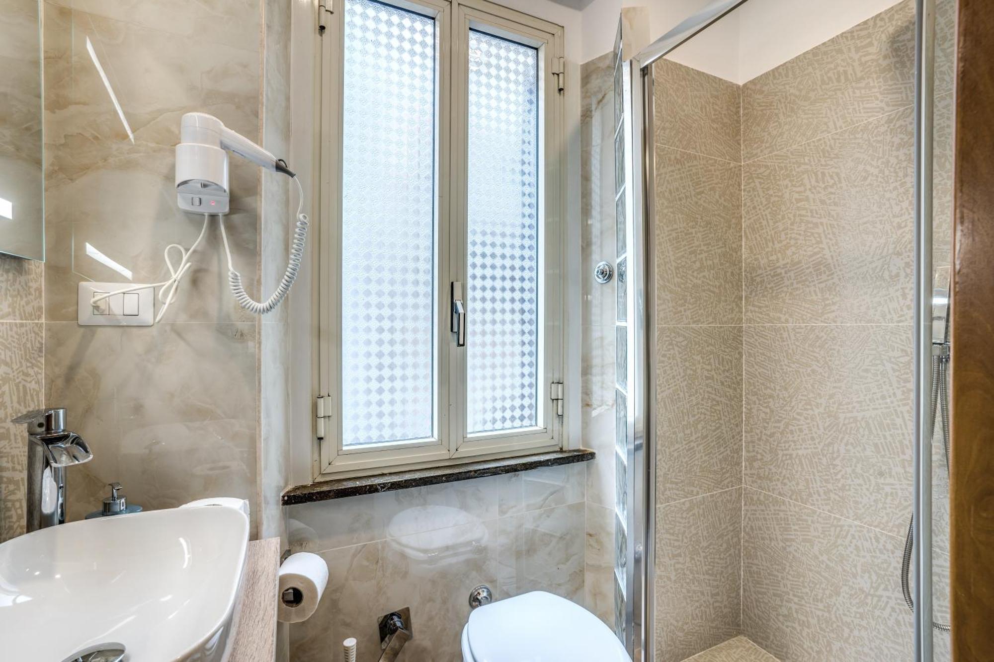 Fontana Di Trevi Charming Apartment Рим Екстериор снимка
