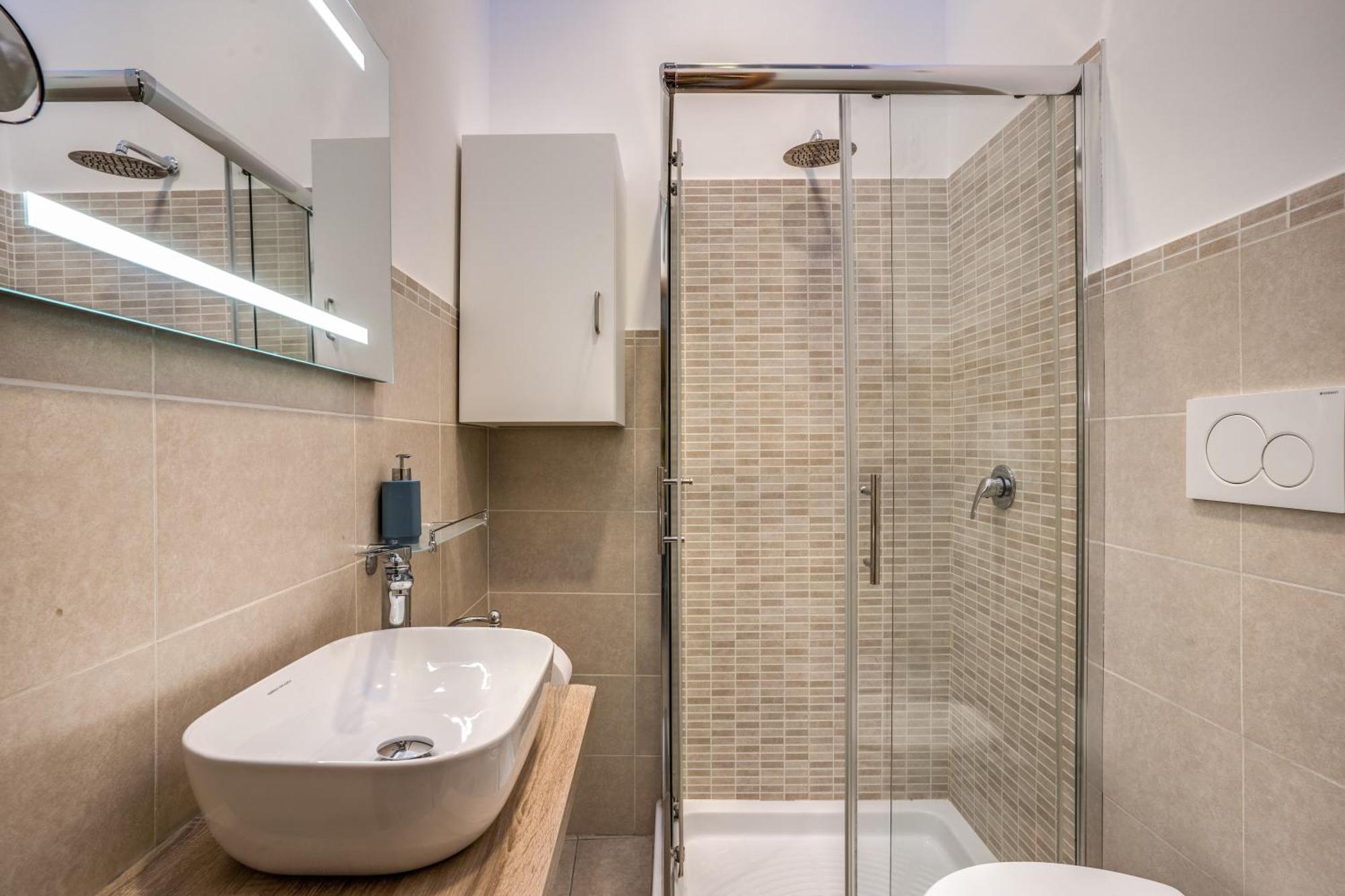 Fontana Di Trevi Charming Apartment Рим Екстериор снимка
