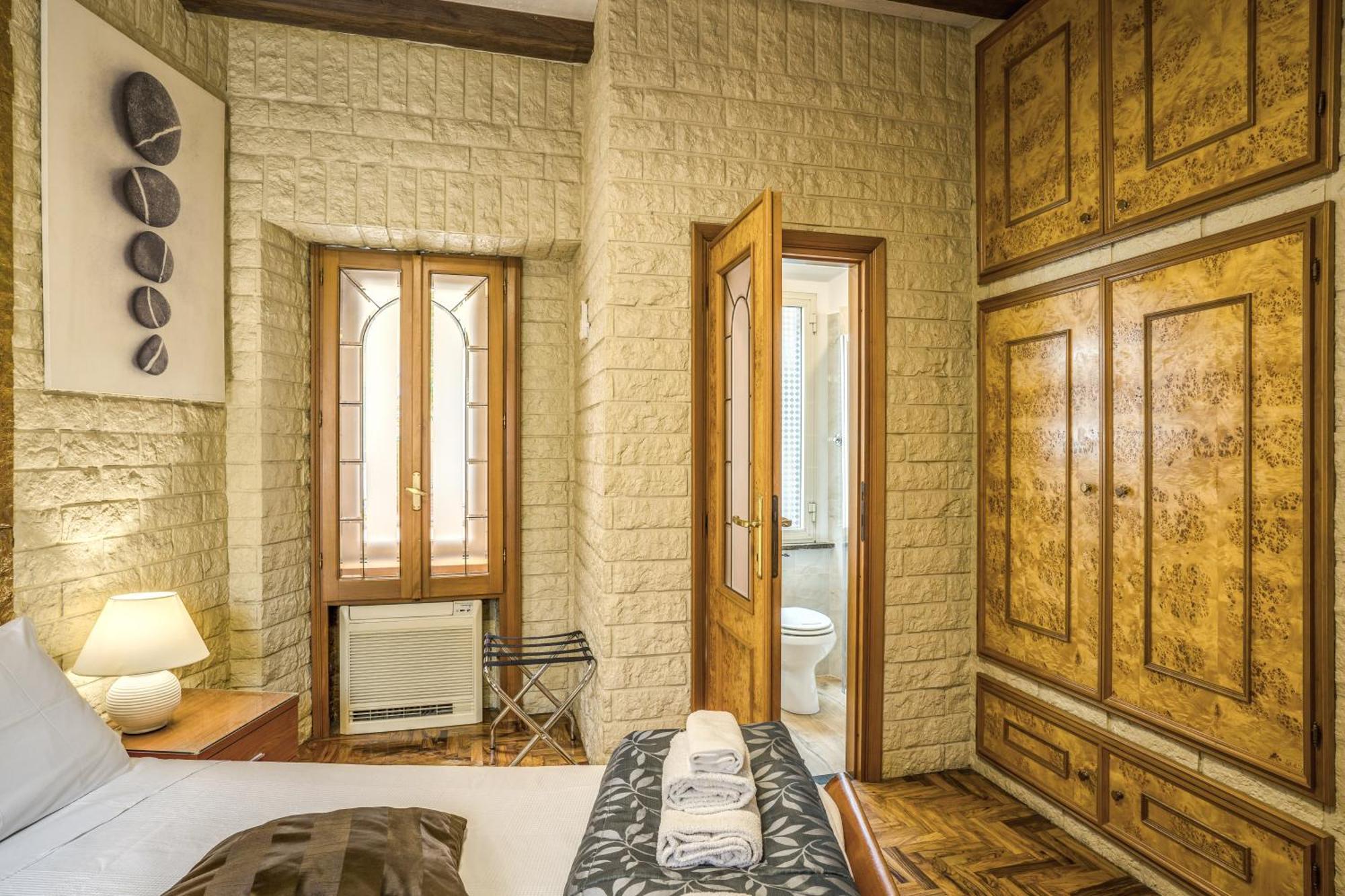 Fontana Di Trevi Charming Apartment Рим Екстериор снимка