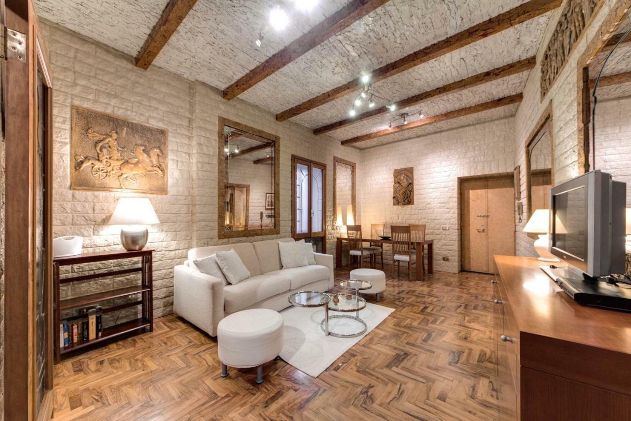 Fontana Di Trevi Charming Apartment Рим Екстериор снимка